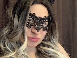 Ερωτική συνομιλία μέσω βίντεο Emily777