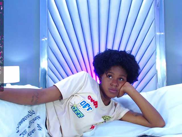 Εκπομπές οθόνης EmilyandCris