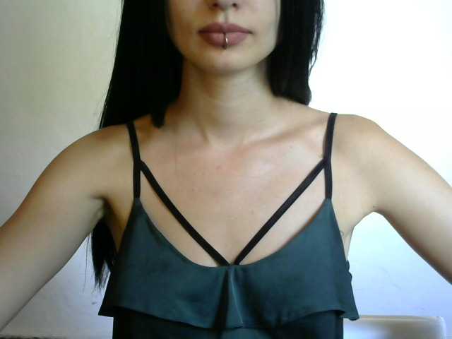 Φωτογραφίες EmilyCherry 2000: want play with my pussy , help me;) 644: thank #naked 200 tokens| 1356: and I will play with my pussy |your nickname on my body 100 tokens