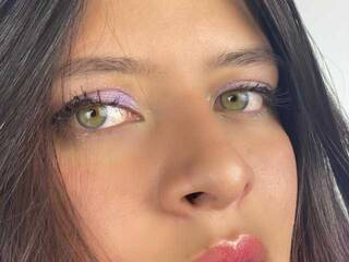 Ερωτική συνομιλία μέσω βίντεο Emma-Pretty