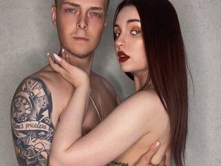 Ερωτική συνομιλία μέσω βίντεο EmmaArthur