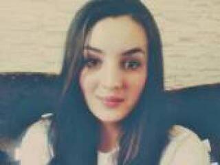 Ερωτική συνομιλία μέσω βίντεο emmabees