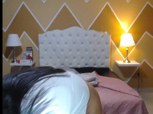 Εκπομπές οθόνης EmmaCole