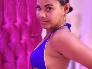 Ερωτική συνομιλία μέσω βίντεο EmmaDawson