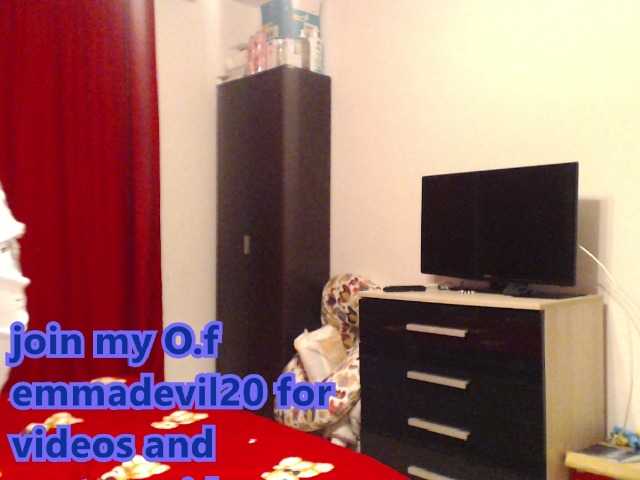 Εκπομπές οθόνης emmadevil201