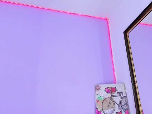 Εκπομπές οθόνης EmmaFoster