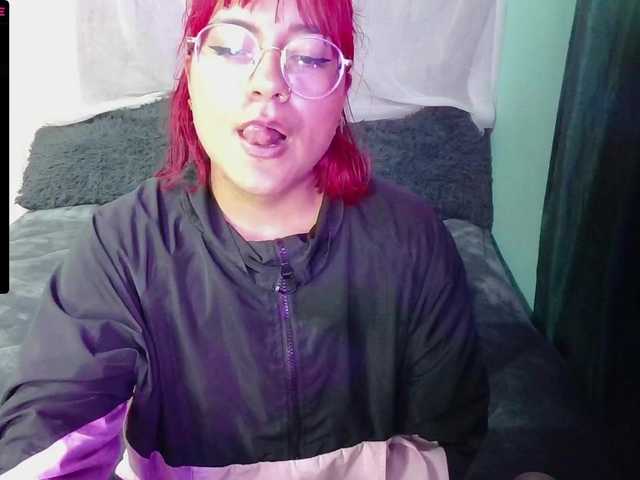 Εκπομπές οθόνης emmaluna