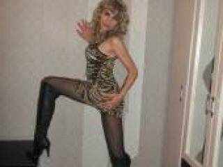 Ερωτική συνομιλία μέσω βίντεο emmlianna