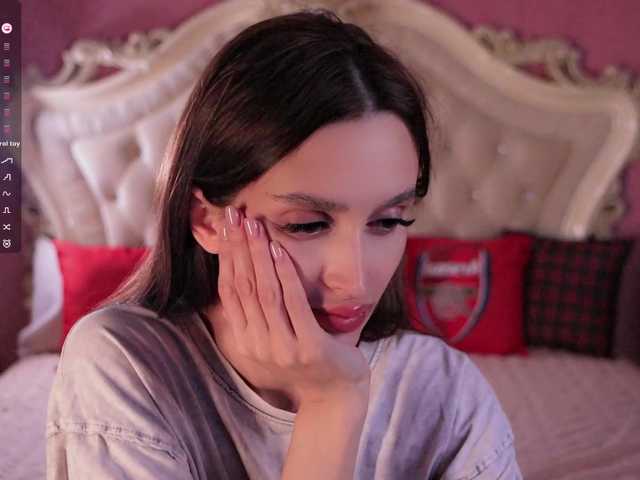 Εκπομπές οθόνης Enchantressss