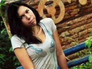 Ερωτική συνομιλία μέσω βίντεο erikaday