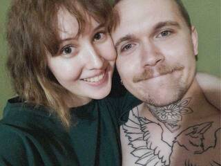 Ερωτική συνομιλία μέσω βίντεο ernest-and-celestina