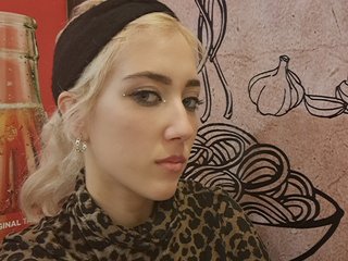 Ερωτική συνομιλία μέσω βίντεο eroticblondiee