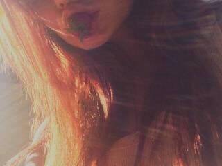 Ερωτική συνομιλία μέσω βίντεο escadda