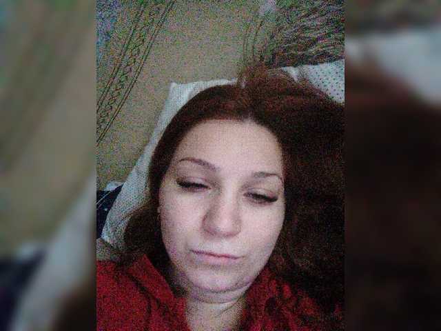 Εκπομπές οθόνης EstelleMillie