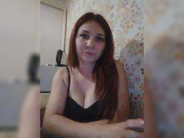 Εκπομπές οθόνης EstelleMillie