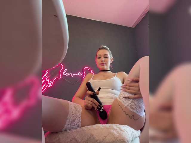 Εκπομπές οθόνης Eva-Kitty1