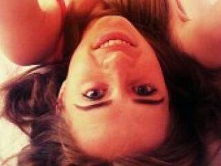 Ερωτική συνομιλία μέσω βίντεο evachca