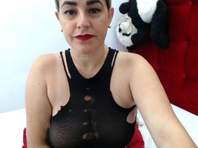 Εκπομπές οθόνης EvaMartinelli