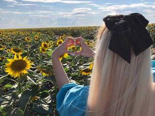 Ερωτική συνομιλία μέσω βίντεο EvaSweetLips