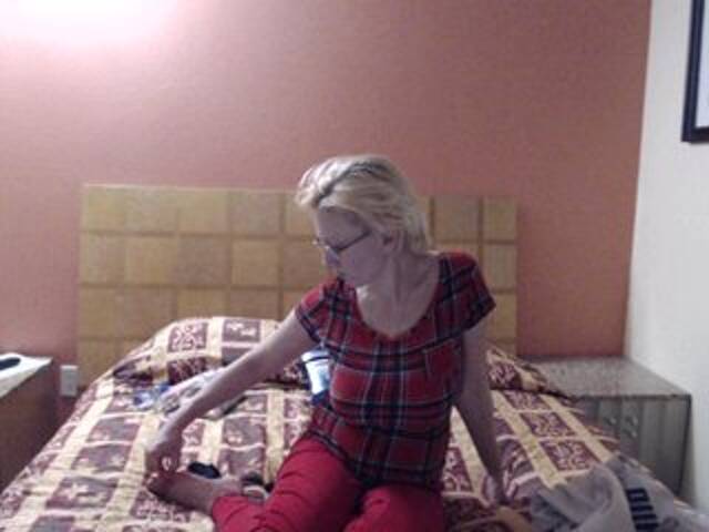 Εκπομπές οθόνης EveHell