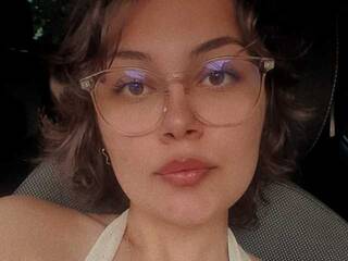 Ερωτική συνομιλία μέσω βίντεο evelyne-fox