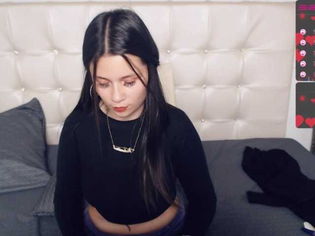 Εκπομπές οθόνης evelynncrush