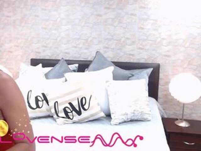 Εκπομπές οθόνης EvelynOwens