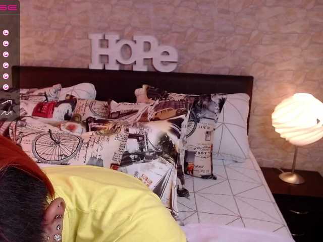 Εκπομπές οθόνης EvelynOwens