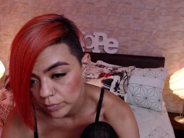 Εκπομπές οθόνης EvelynOwens