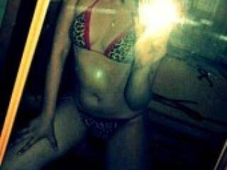 Ερωτική συνομιλία μέσω βίντεο evo4ka25