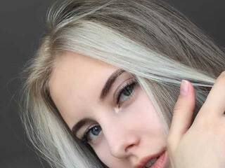 Ερωτική συνομιλία μέσω βίντεο Evvvaaa