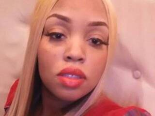 Ερωτική συνομιλία μέσω βίντεο Faith2017