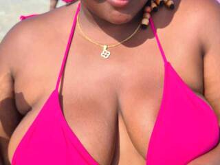 Ερωτική συνομιλία μέσω βίντεο Fatpussydoll