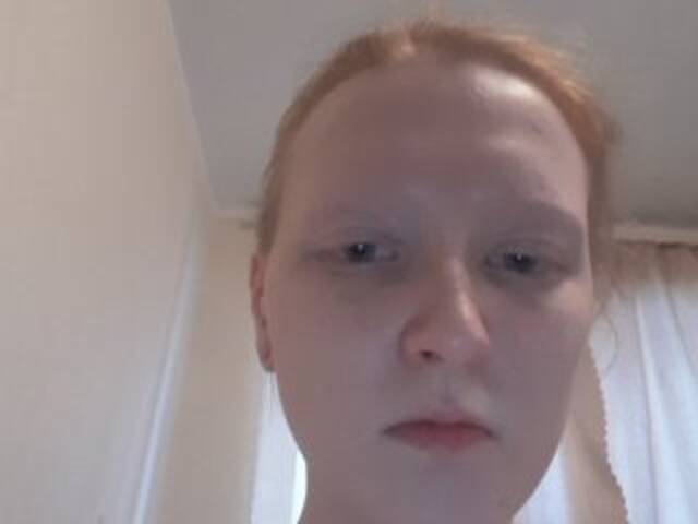 Εκπομπές οθόνης Faustina_Fox