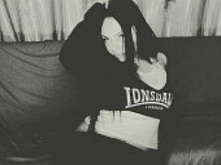 Ερωτική συνομιλία μέσω βίντεο finetouch7