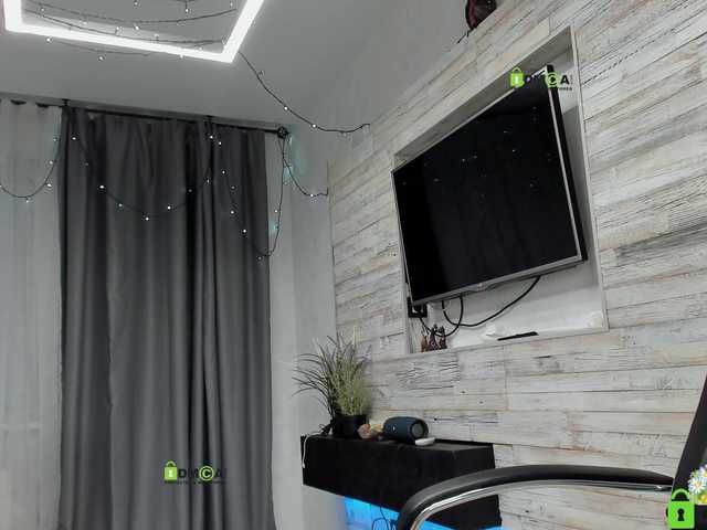 Εκπομπές οθόνης firstmaja