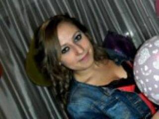 Ερωτική συνομιλία μέσω βίντεο flameq