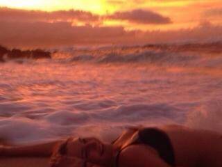 Ερωτική συνομιλία μέσω βίντεο FloraBy