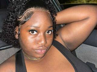 Ερωτική συνομιλία μέσω βίντεο Fluffydiva