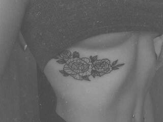 Ερωτική συνομιλία μέσω βίντεο foxylisa