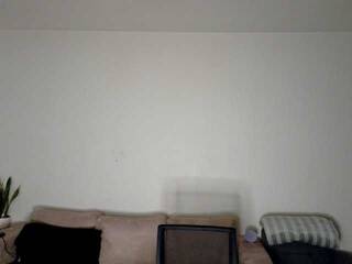 Ερωτική συνομιλία μέσω βίντεο FreckledTemptation