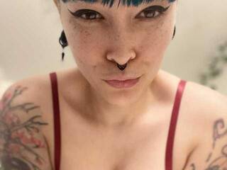 Ερωτική συνομιλία μέσω βίντεο FRRANNKIE