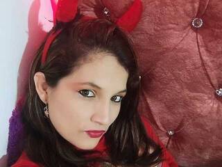 Ερωτική συνομιλία μέσω βίντεο GatubelaHot69