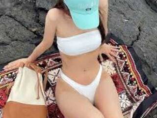 Ερωτική συνομιλία μέσω βίντεο Giiulia