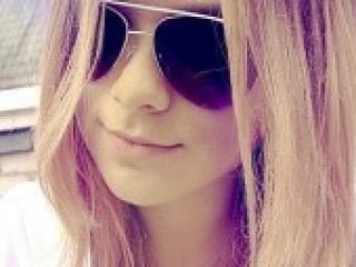 Ερωτική συνομιλία μέσω βίντεο giliya