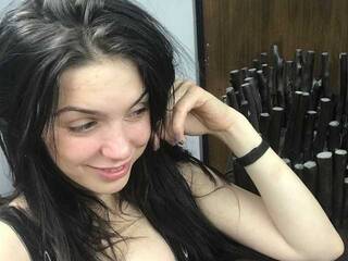 Ερωτική συνομιλία μέσω βίντεο GillKelly