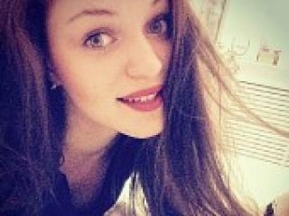 Ερωτική συνομιλία μέσω βίντεο gimnastkka