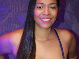 Ερωτική συνομιλία μέσω βίντεο GinnaPalmer