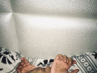 Ερωτική συνομιλία μέσω βίντεο Girl-and-boy007