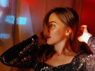 Ερωτική συνομιλία μέσω βίντεο girl-in-white